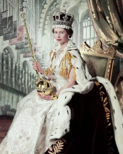 Her most gracious majesty Queen Elizabeth II Volume one 1926 to 1952 de  Batchelor Vivien