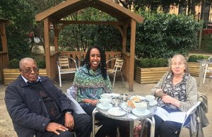 Chao (centre) and Olivia (off camera) talking archives with Nathan Mnjama and Mandy Banton in Russell Square, London.&nbsp;