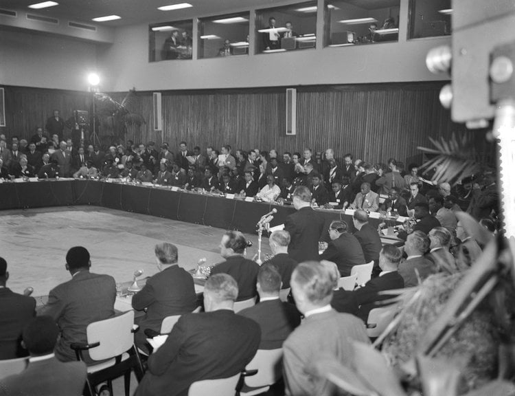 Belgian — Congolese Round Table Conference January 1960 — C/O Nationaal Archief